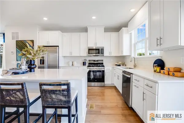 -103 Fred Clark Drive, Pennington, NJ 08534