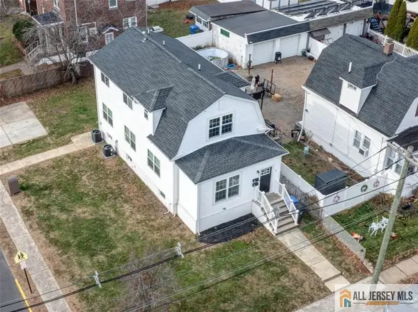 -27 S 2nd Street, Fords, NJ 08863