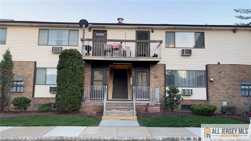 -834 Cricket Lane, Woodbridge, NJ 07095 - #1