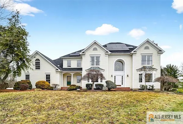 -23 Silvers Lane, Cranbury, NJ 08512