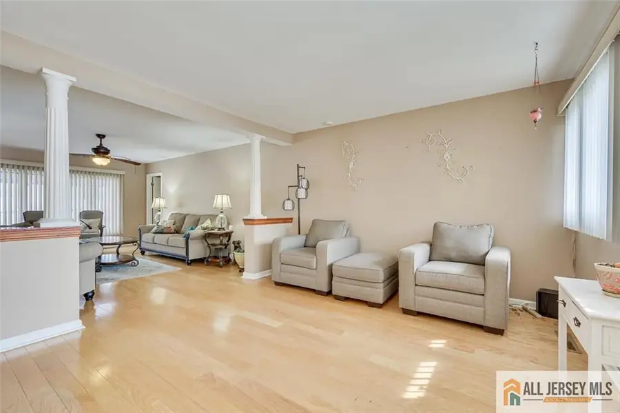 -26 Winant Road, Kendall Park, NJ 08824 - #2