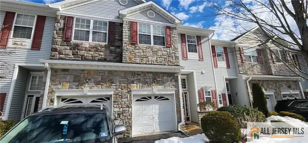 -17 Rondell Lane #190, Old Bridge, NJ 08879