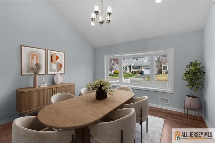 -95 Mckinley Avenue, Colonia, NJ 07067 - #3