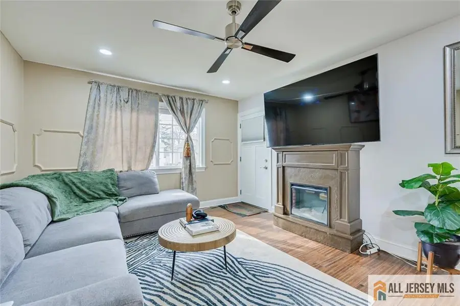 -4 Pleasant Place, Metuchen, NJ 08840 - #3