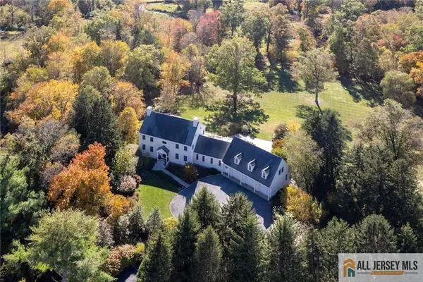 -213 Cranbury Neck Road, Cranbury, NJ 08512