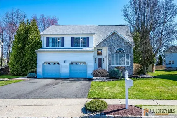 -8 Pointer Place, South Brunswick, NJ 08824