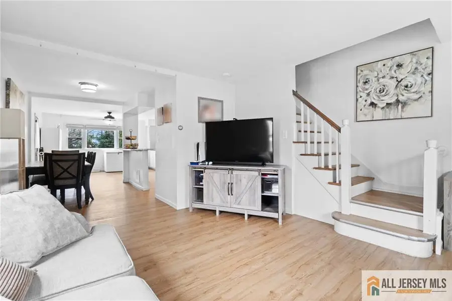 -594 Ridgedale Avenue, Woodbridge, NJ 07095 - #2