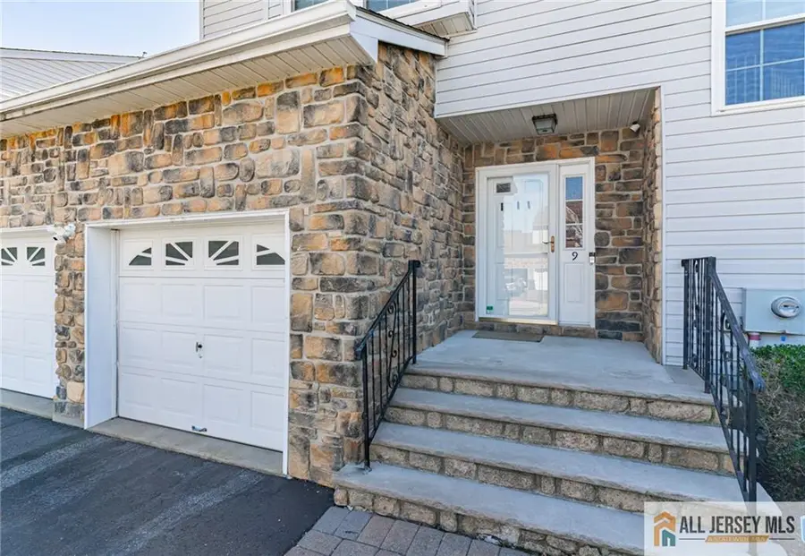 -9 Barn Swallow Boulevard, Marlboro, NJ 07746 - #3