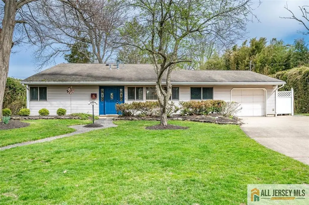 -6 Waller Court, Kendall Park, NJ 08824 - #1