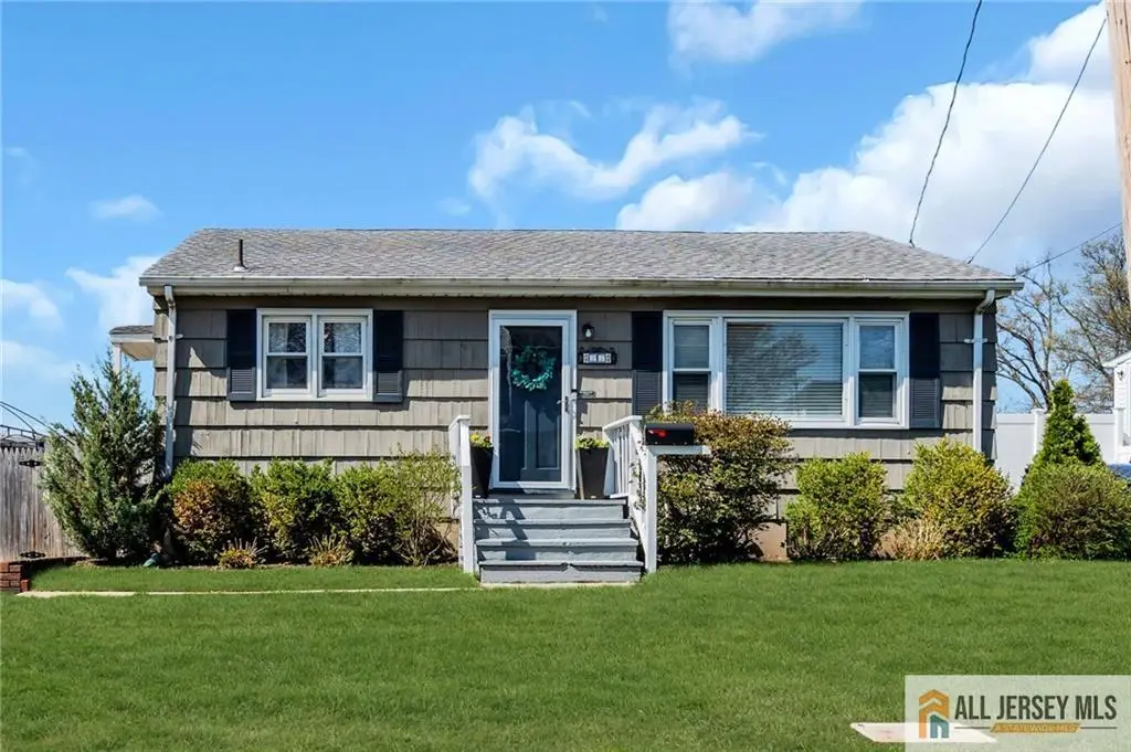 -25 Woodview Avenue, Fords, NJ 08863 - #1