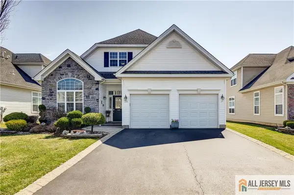 -230 Diamond Spring Drive, Monroe, NJ 08831