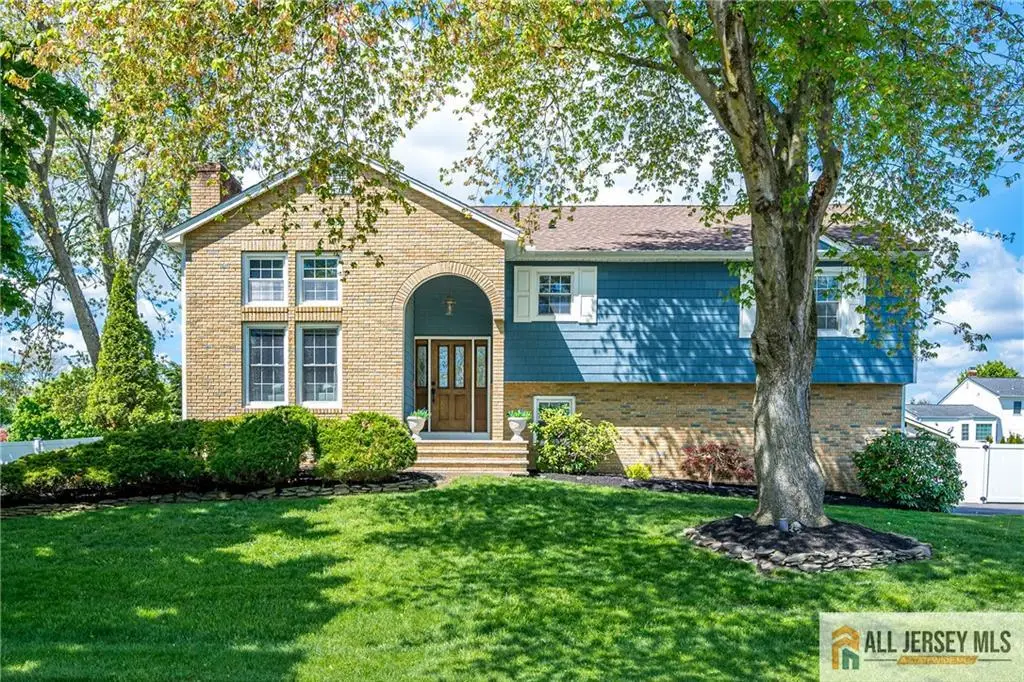 -2 Jay Court, Kendall Park, NJ 08824 - #1