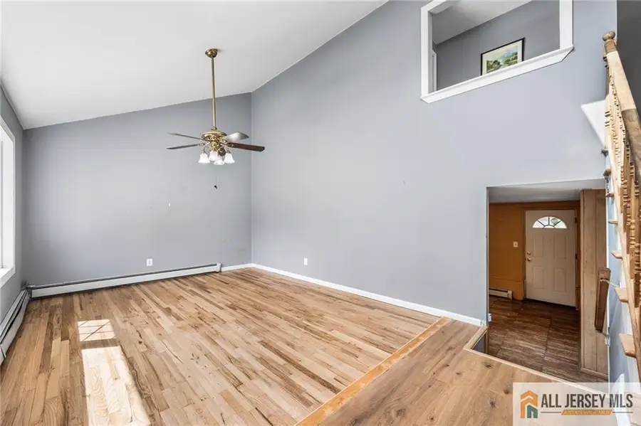 -67 Drake Place, Colonia, NJ 07067 - #3