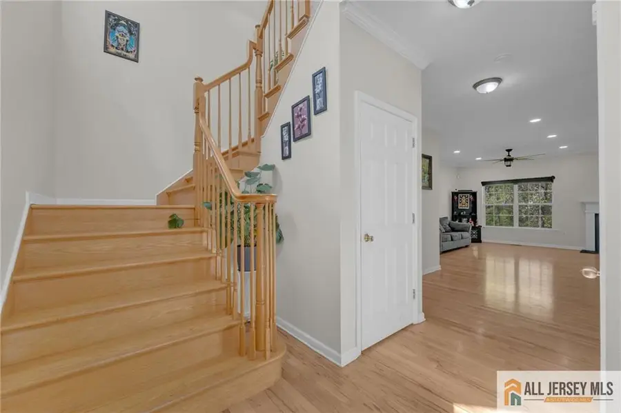 -37 E Burgess Drive, Piscataway, NJ 08854 - #3