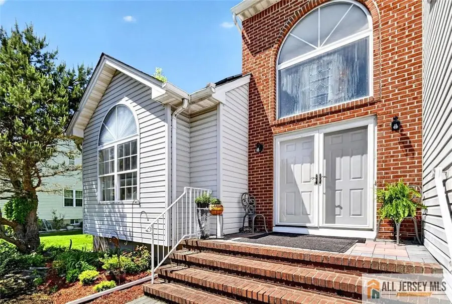 -28 Glynn Court, Sayreville, NJ 08859 - #2