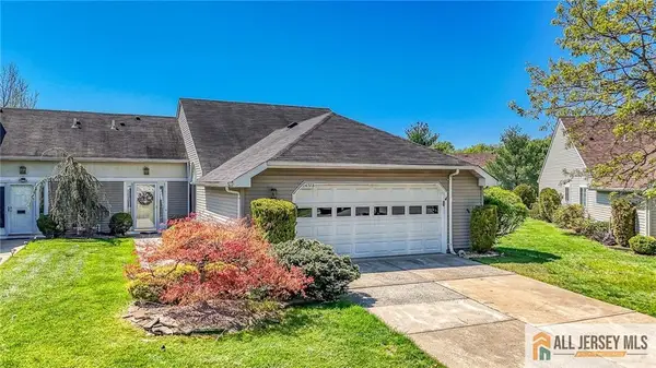 -637 Madison Drive #637B, Monroe, NJ 08831