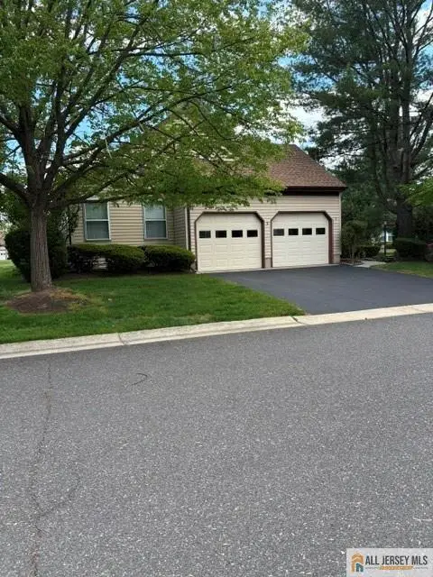 -2 Ethan Allen Drive, Monroe, NJ 08831 - #1