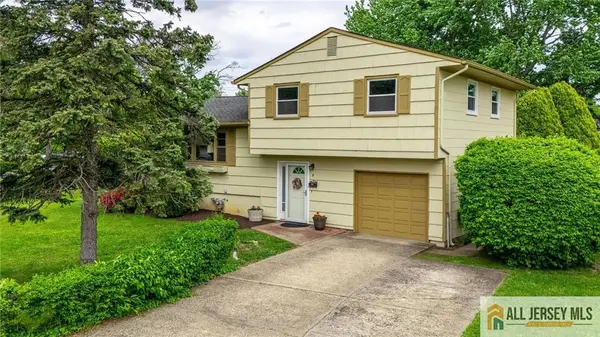-2 Moryan Road, Edison, NJ 08817