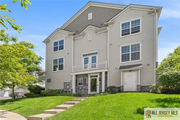 -2105 Ethan Lane, Highland Park, NJ 08904