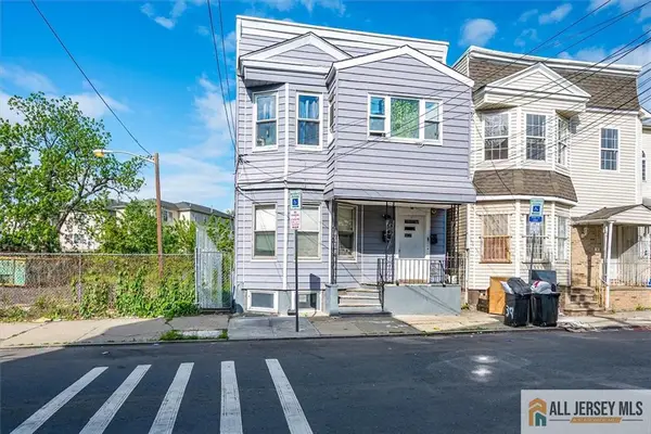 -37 Blum Street, Newark, NJ 07103