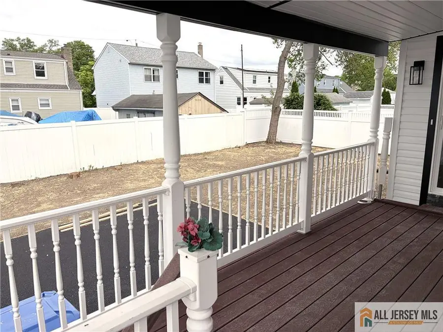 -28 S Mckinley Avenue, Iselin, NJ 08830 - #2