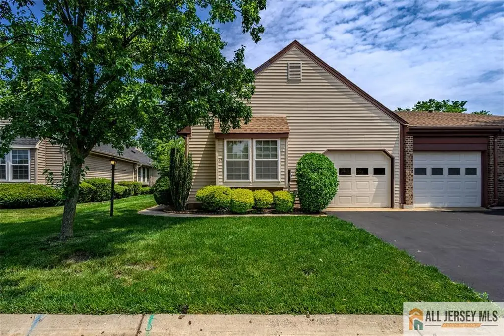 -4 Martin Van Buren Drive #B, Monroe, NJ 08831 - #1