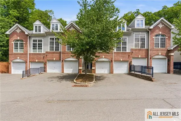 -605 Donato Circle, Scotch Plains, NJ 07076