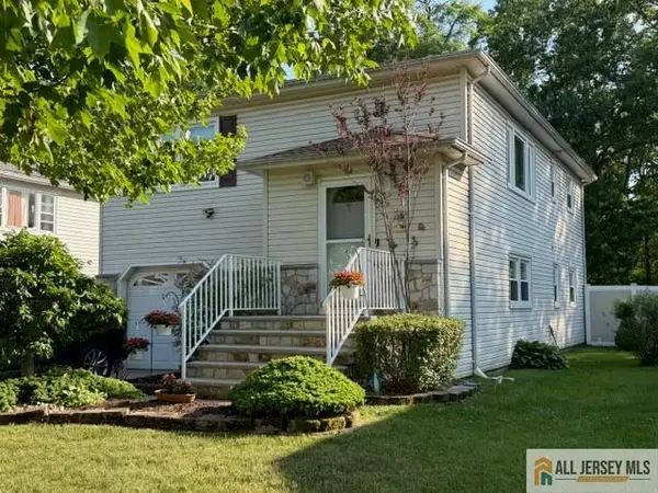 -760 Magnolia Road, North Brunswick, NJ 08902