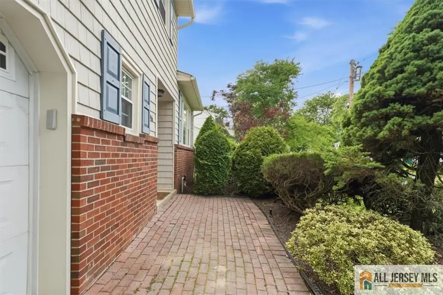 -46 Lynnwood Road, Edison, NJ 08820 - #3