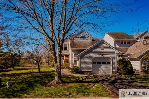 -12 Rothwell Drive #C, Monroe, NJ 08831