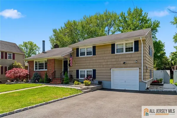 -205 New Dover Road, Colonia, NJ 07067