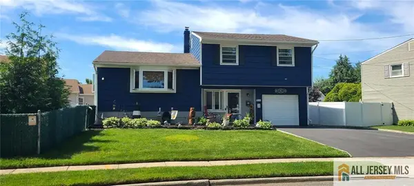 -2 Monaghan Road, Edison, NJ 08817