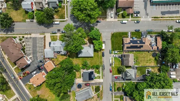 -35 Egan Avenue, Fords, NJ 08863