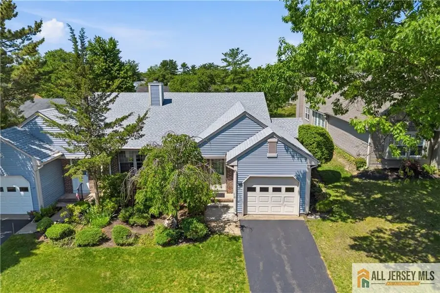 -9 Patrick Henry A Court, Monroe, NJ 08831 - #2