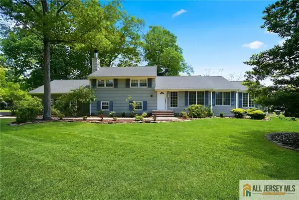 -401 Patton Avenue, Piscataway, NJ 08854