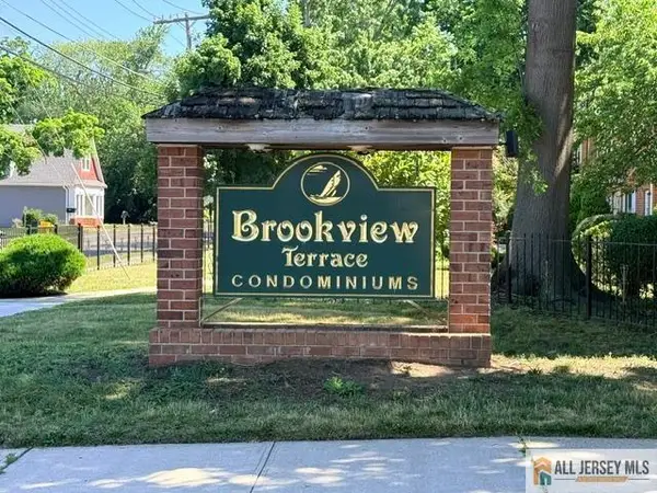 -289 Main Street #4E, Spotswood, NJ 08884