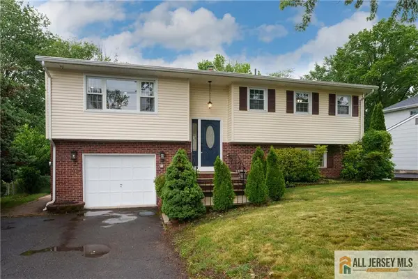 -2025 Oak Tree Road, Edison, NJ 08820