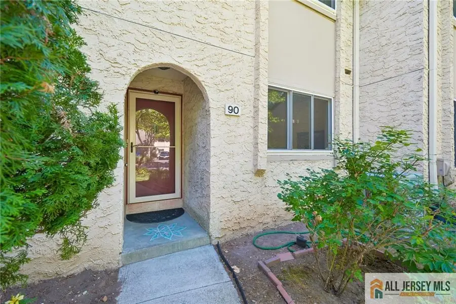 -90 Tennyson Drive, Plainsboro, NJ 08536 - #2