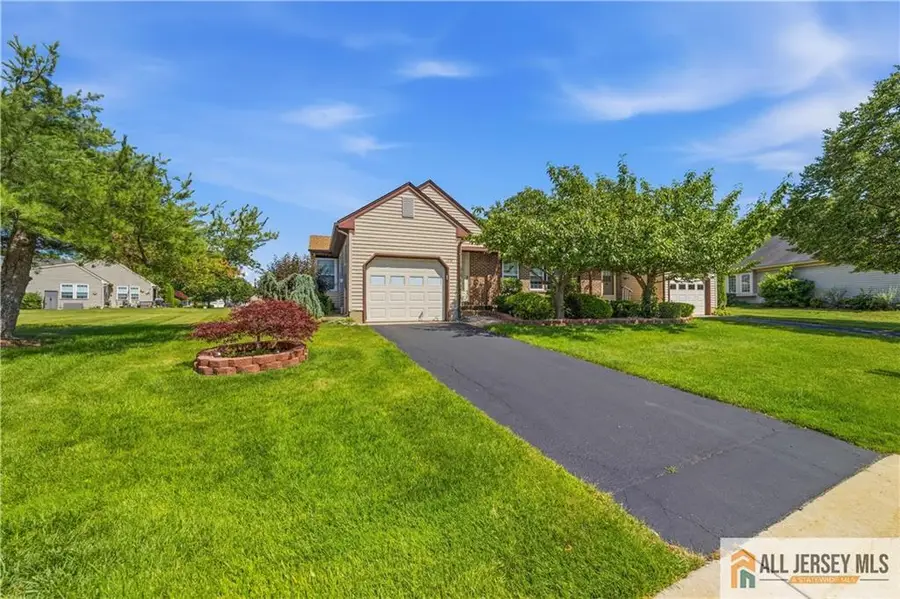 -11 John Hancock Drive #B, Monroe, NJ 08831 - #2
