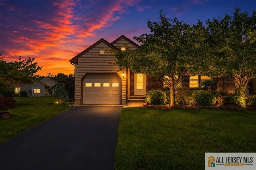 -11 John Hancock Drive #B, Monroe, NJ 08831 - #3