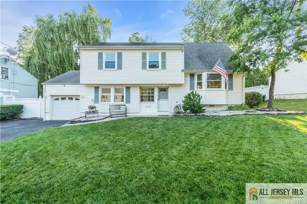 -8 Smalley Road, Edison, NJ 08817