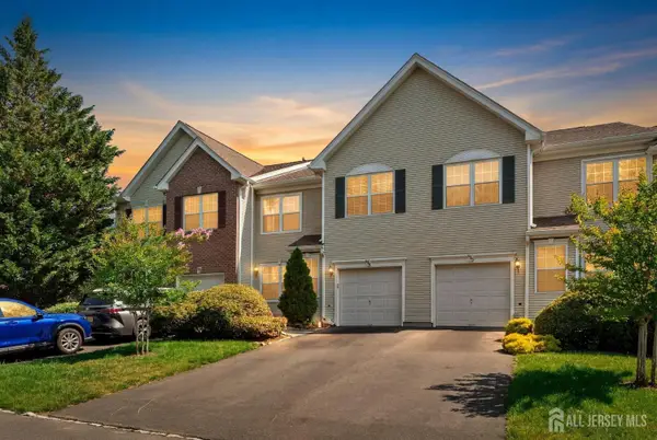 -604 Creststone Circle, South Brunswick, NJ 08540