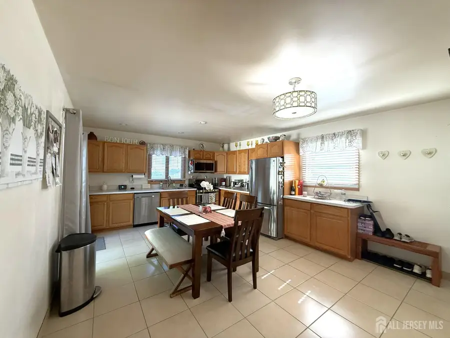 -39 Stratford Road, East Brunswick, NJ 08816 - #2