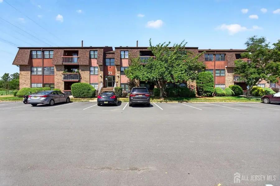 -248 Alpine Way #B, Woodbridge, NJ 07095 - #2
