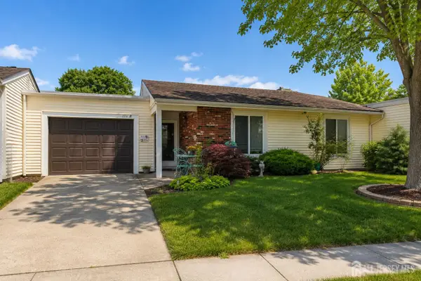 -116 Empress Plaza #B, Monroe, NJ 08831