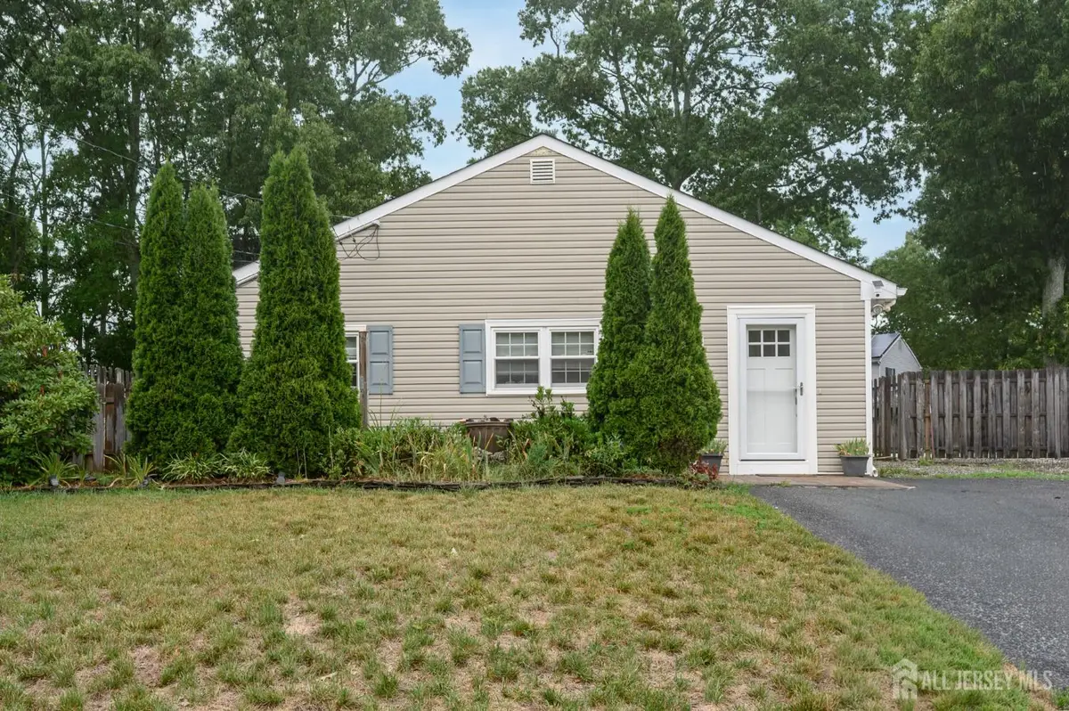 -318 Hemlock Drive, Lanoka Harbor, NJ 08734 - #1