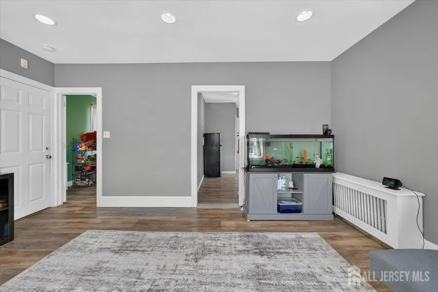 -603 Lincoln Boulevard, Middlesex, NJ 08846 - #2