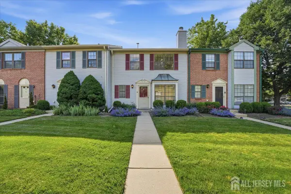 -2 Veros Lane, Franklin Twsp, NJ 08823