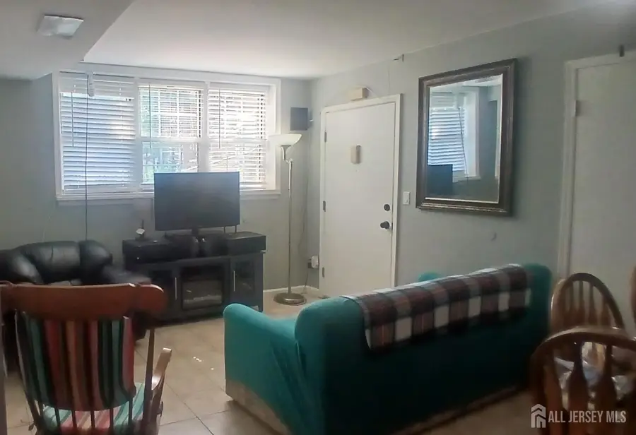 -124 College Drive, Edison, NJ 08817 - #2