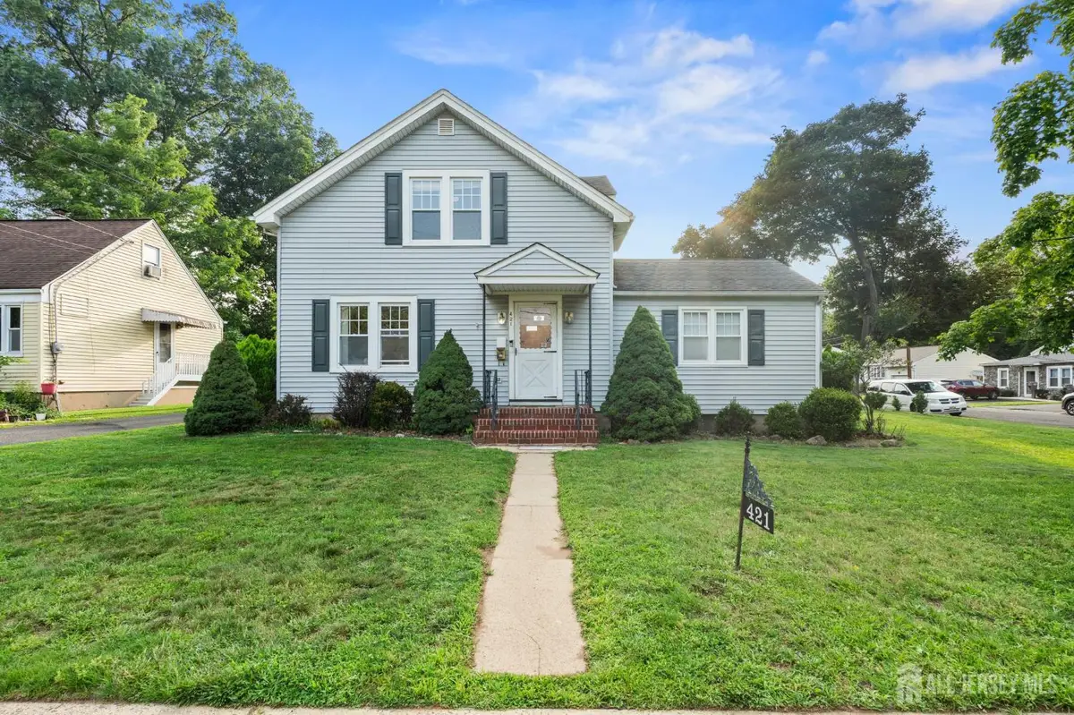 -421 N Lincoln Avenue N, Middlesex, NJ 08846 - #1